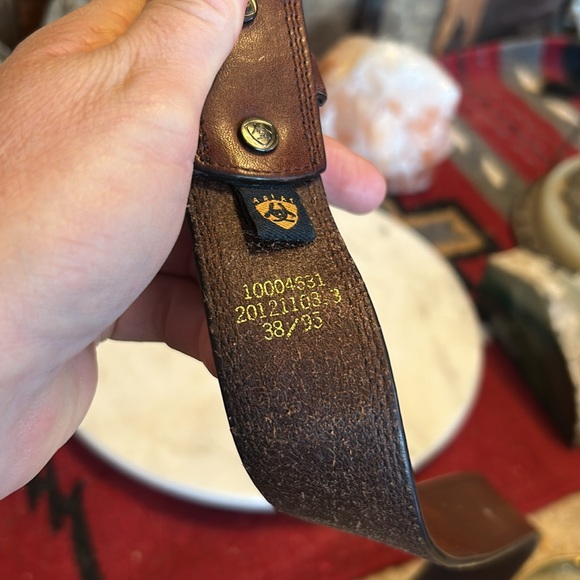 Ariat Brown Leather Belt vintage ‘95 size 36-42 - Picture 9 of 12